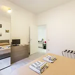 Vacanze Romane Holidays Appartement